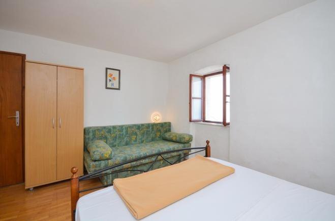 Apartments With A Parking Space Brela, Makarska - 11552 ห้อง รูปภาพ